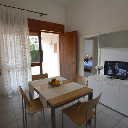 Nyaraló Lignano Comfort *